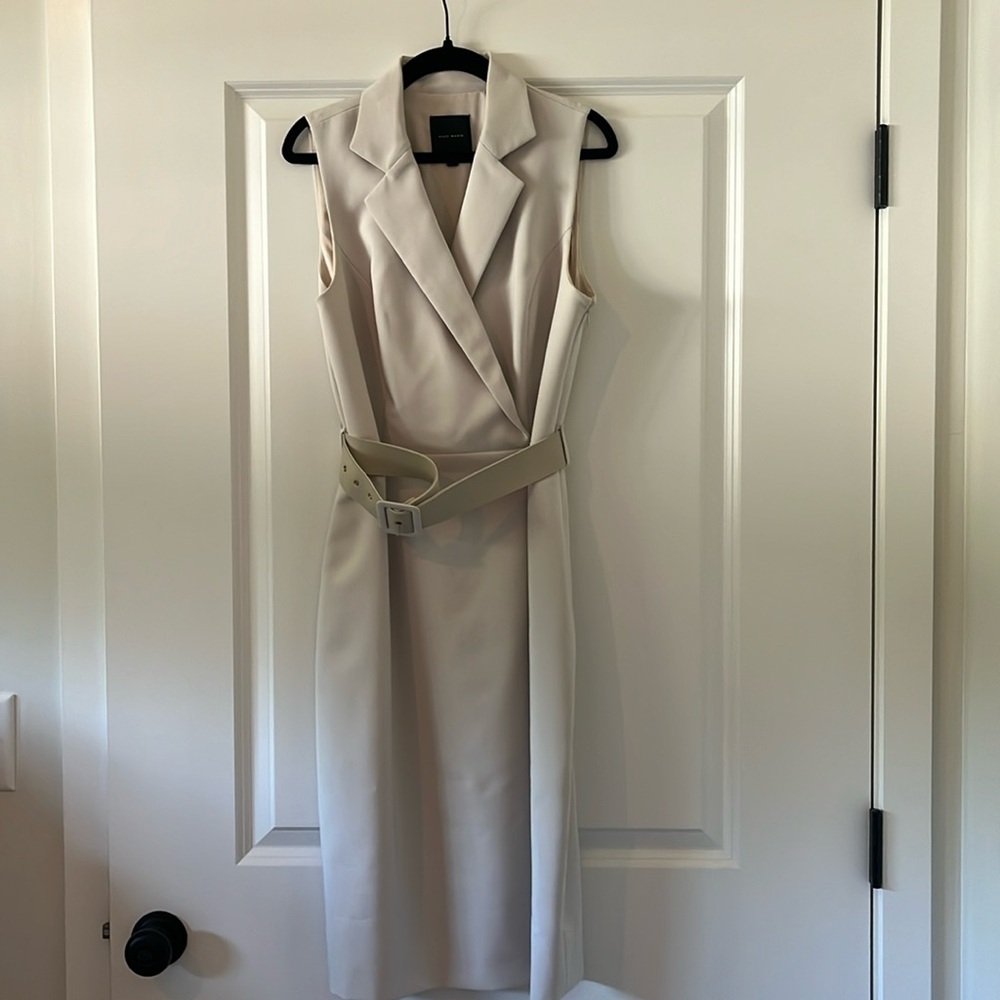 Alex Marie dress